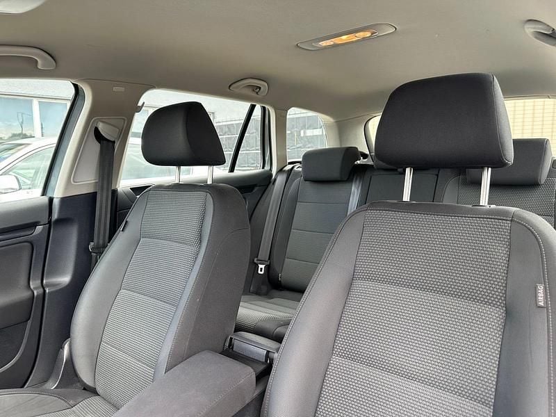 Gebraucht VW Golf VI 105 PS (77 kW) 2010 Grau Kleinwagen