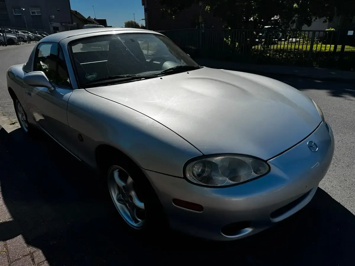 Occasion Mazda MX5 110 ch (80 kW) 2001 Argent Cabriolet
