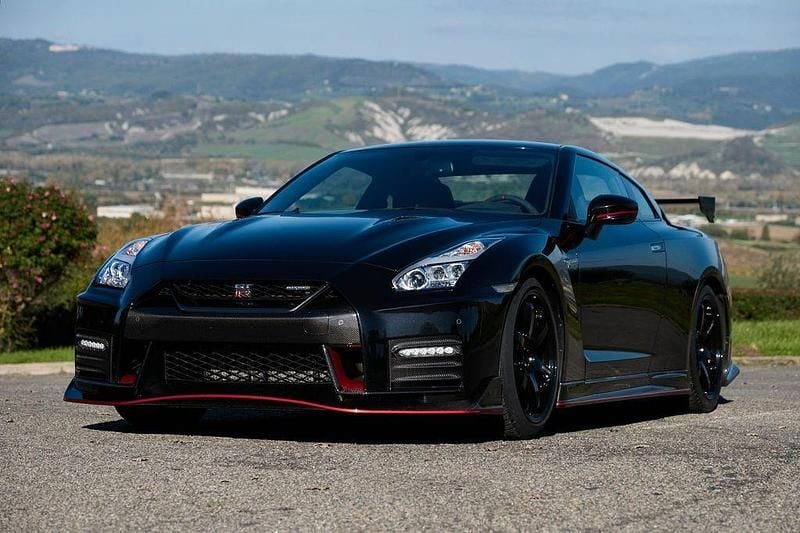 Schwarz Gebraucht 2017 Nissan GT-R Nismo Coupé | 184.900 € - Bild 1/4