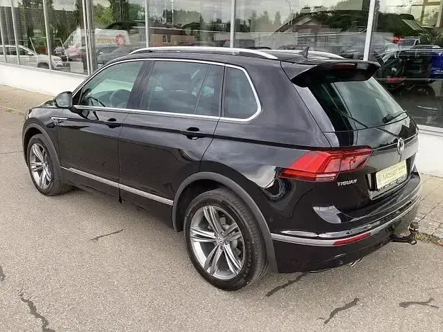 Gebraucht VW Tiguan R-line 150 PS (110 kW) 2018 Schwarz SUV