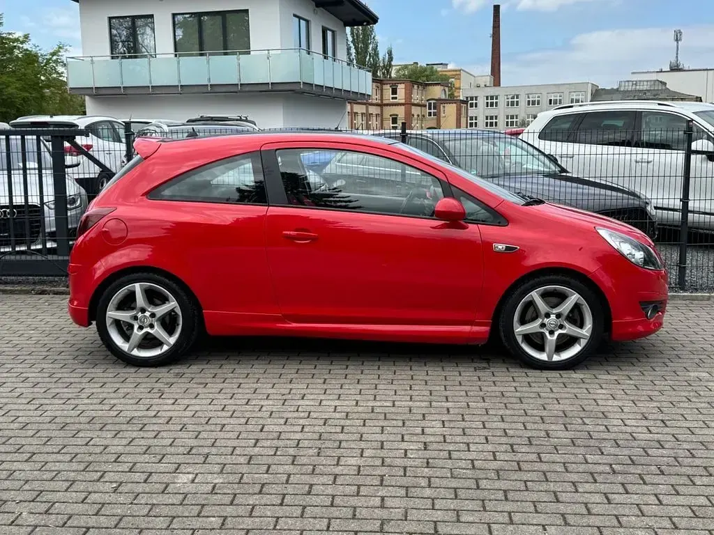 Usado Opel Corsa OPC 150 HP (110 kW) 2008 Vermelho Citadino