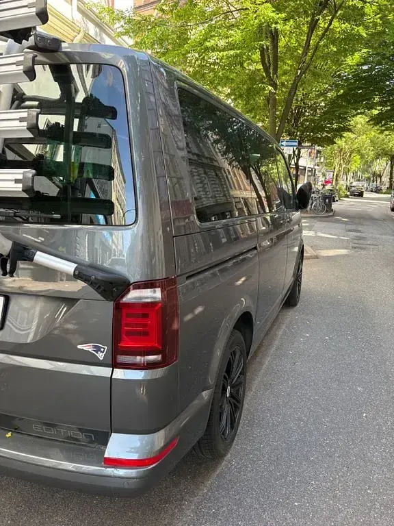 Gebraucht VW T6 150 PS (110 kW) 2019 Grau Van