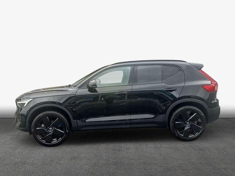 Gebraucht Volvo XC40 Plus 163 PS (119 kW) 2025 Onyx schwarzmetallic SUV
