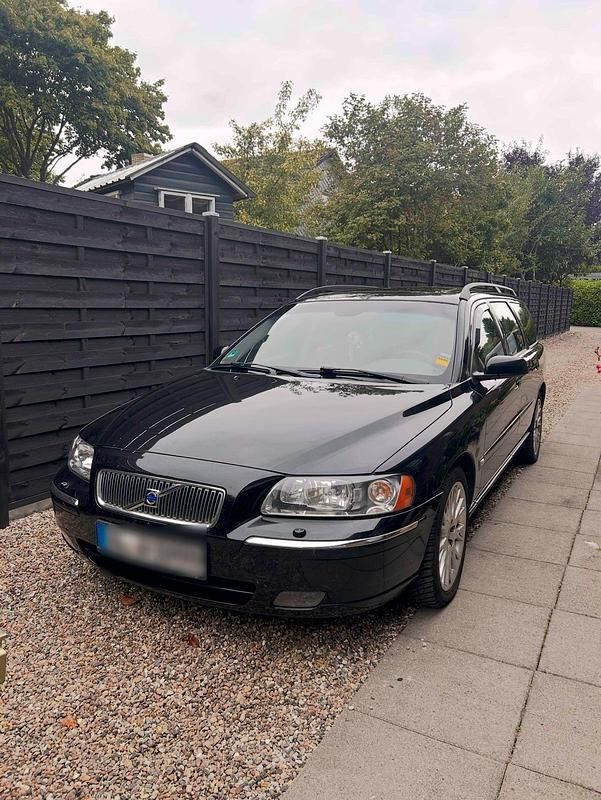 Schwarz Gebraucht 2006 Volvo V70 Kombi | 2.399 € (Guter Preis) - Bild 1/4