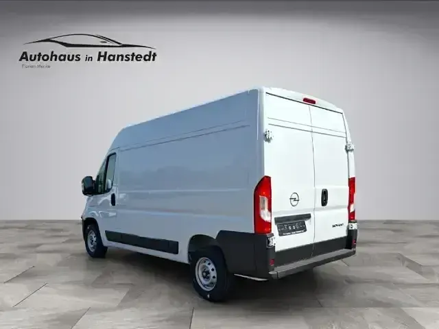 Gebraucht Opel Movano 140 PS (102 kW) 2025 Weiss Van