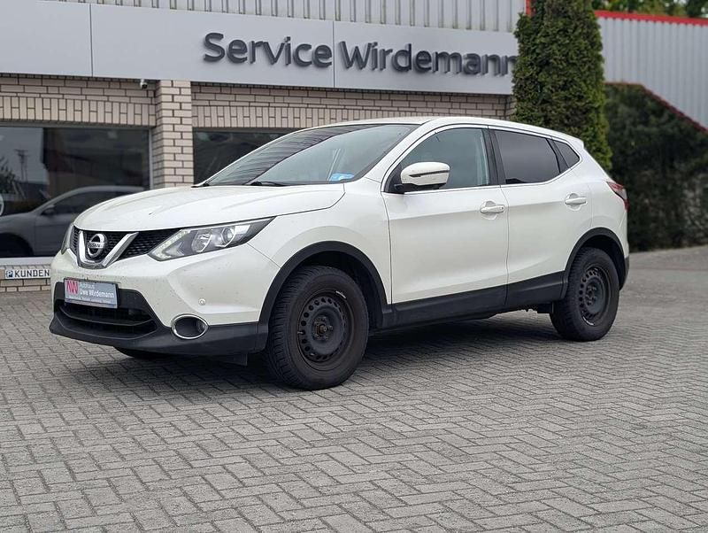 Brilliant white (m) Gebraucht 2016 Nissan Qashqai N-Connecta SUV | 13.990 € (Fairer Preis) - Bild 1/4
