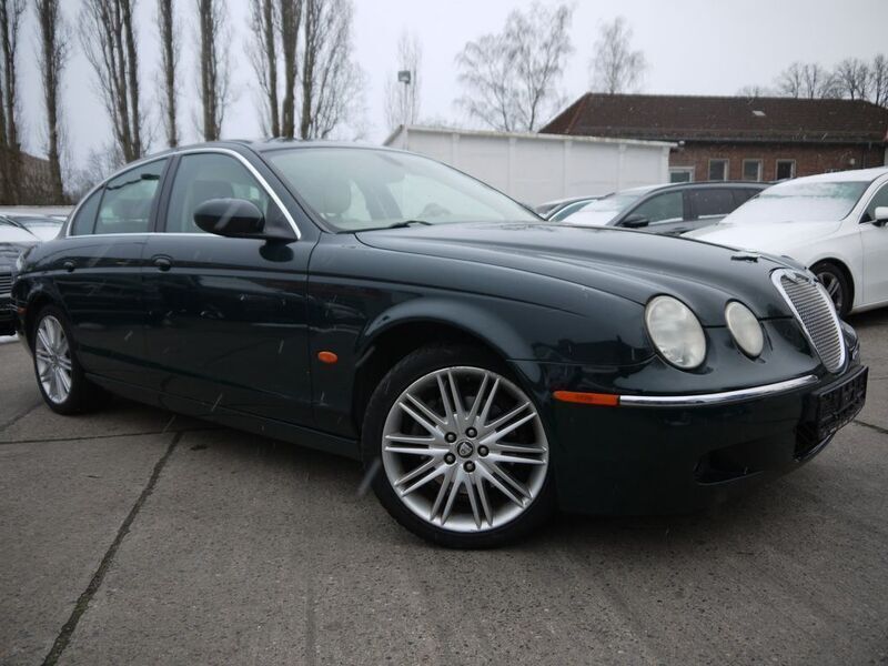 Grün Gebraucht 2007 Jaguar S-Type Executive Limousine | 4.999 € (Superpreis) - Bild 1/4