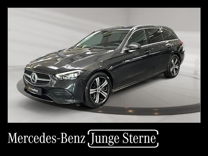 Grau Gebraucht 2024 Mercedes C200 Avantgarde Limousine | 34.989 € (Superpreis) - Bild 1/4