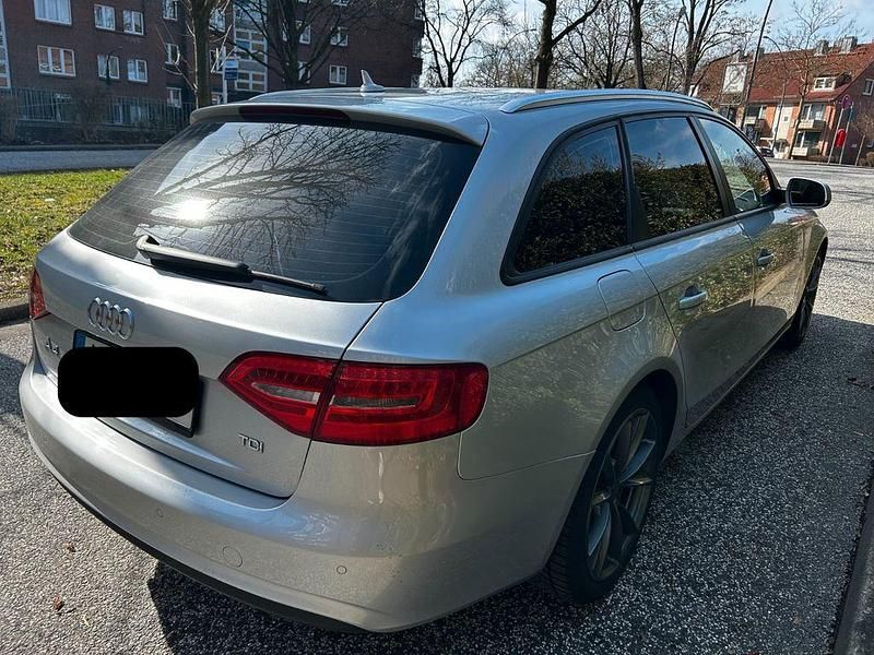 Gebraucht Audi A4 Ambition 150 PS (110 kW) 2013 Grau Kombi