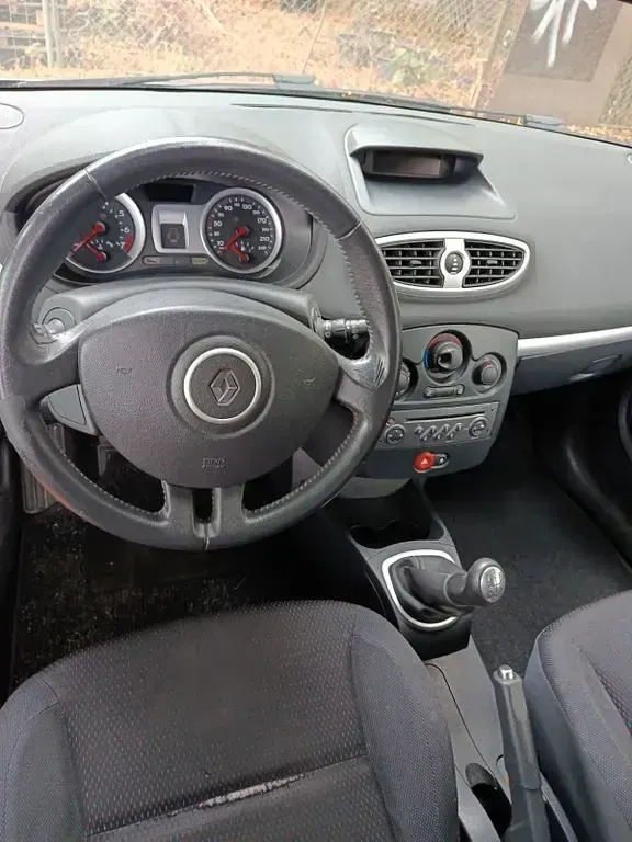 Gebraucht Renault Clio II Dynamique 75 PS (55 kW) 2006 Blau Limousine