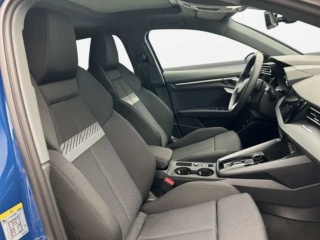 Gebraucht Audi A3 S-Line 204 PS (150 kW) 2025 Ascariblau metallic Limousine