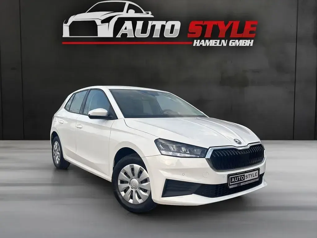 Używany Skoda Fabia Active 65 KM (47 kW) 2022 Biały Hatchback