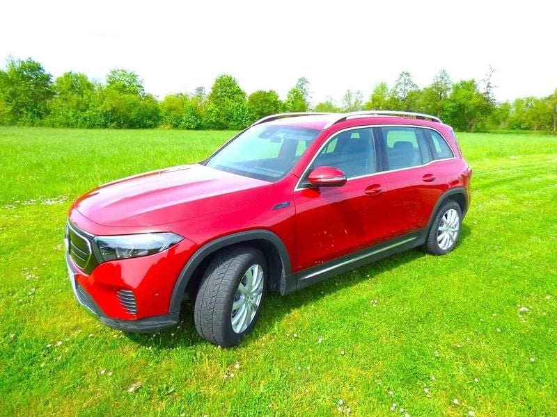 Rot Gebraucht 2022 Mercedes EQB250+ Electric Art SUV | 28.400 € (Superpreis) - Bild 1/4