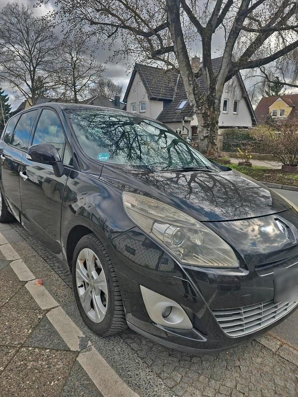 Gebraucht Renault Scénic III 130 PS (95 kW) 2010 Schwarz Van / Kleinbus