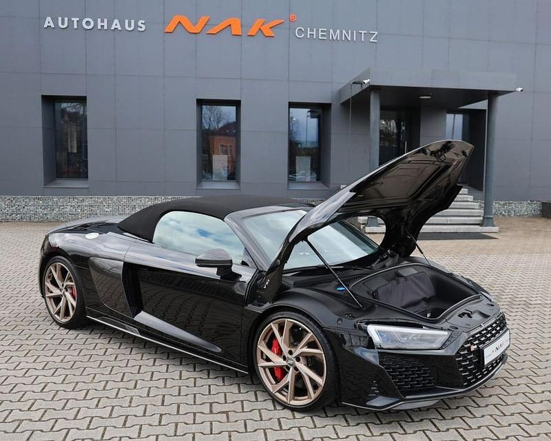 Gebraucht Audi R8 Spyder Performance 620 PS (456 kW) 2024 Schwarz Cabrio