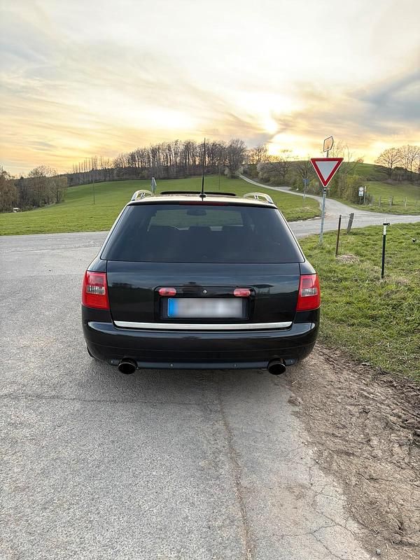 Gebraucht Audi A6 S-Line 250 PS (183 kW) 2002 Schwarz Kombi