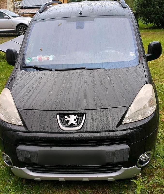 Schwarz Gebraucht 2009 Peugeot Partner Tepee Family Van / Kleinbus | 4.400 € (Fairer Preis) - Bild 1/4