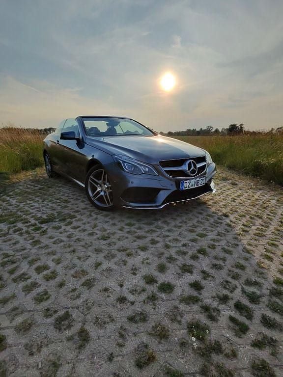 Grau Gebraucht 2016 Mercedes E320 AMG line Cabrio | 28.990 € (Fairer Preis) - Bild 1/4