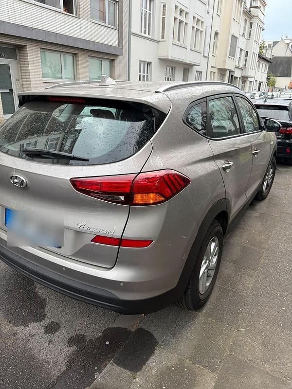 Weiß Gebraucht 2019 Hyundai Tucson SUV | 13.000 € (Superpreis) - Bild 1/4