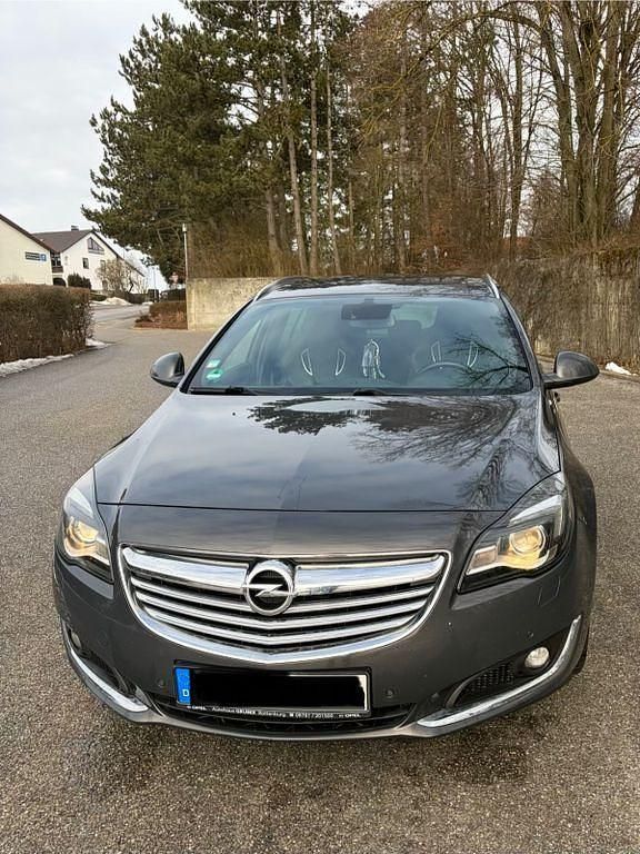 Gebraucht Opel Insignia 194 PS (142 kW) 2013 Grau Kombi
