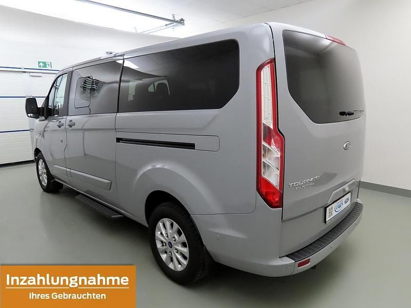 Gebraucht Ford Tourneo Custom Titanium 170 PS (125 kW) 2023 Grau Van