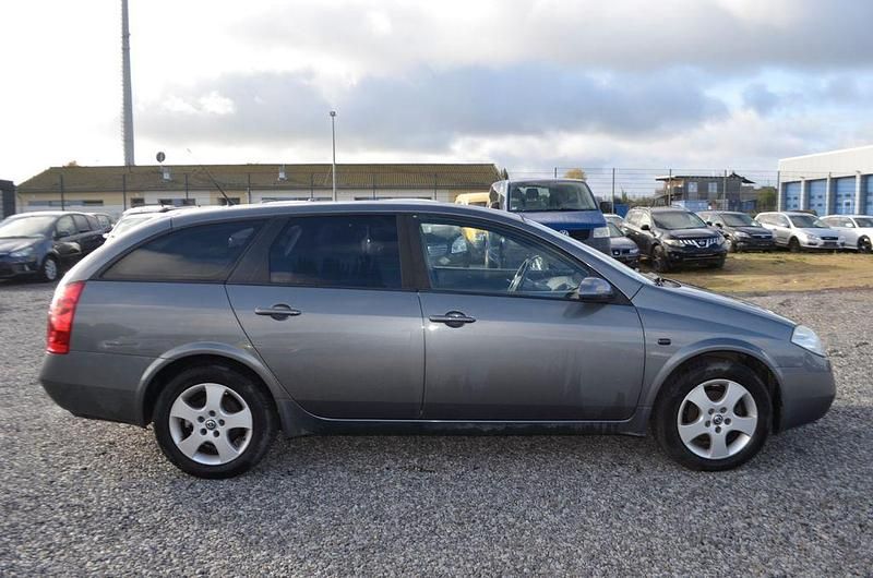 Gebraucht Nissan Primera Acenta+ 140 PS (102 kW) 2003 Silber Limousine