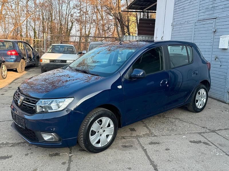 Gebraucht Dacia Sandero 75 PS (55 kW) 2018 Blau Limousine