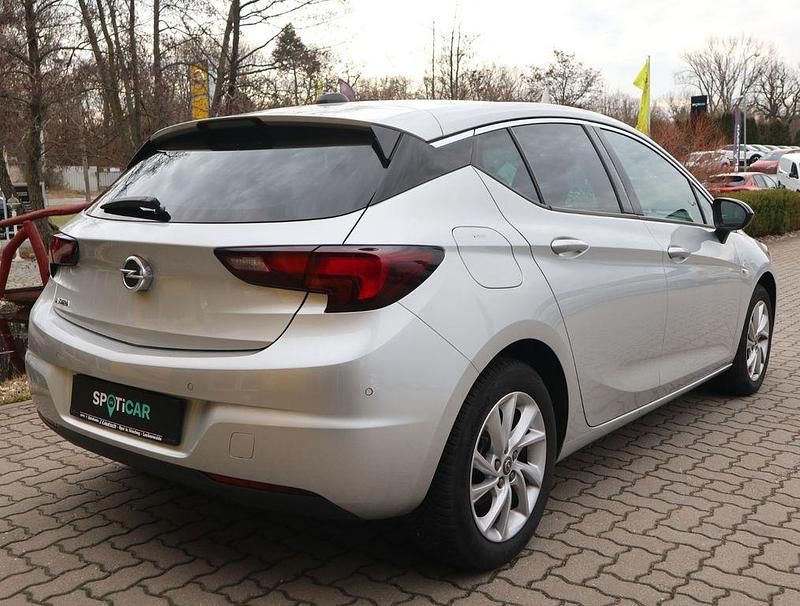 Gebraucht Opel Astra 145 PS (106 kW) 2021 Silber Limousine