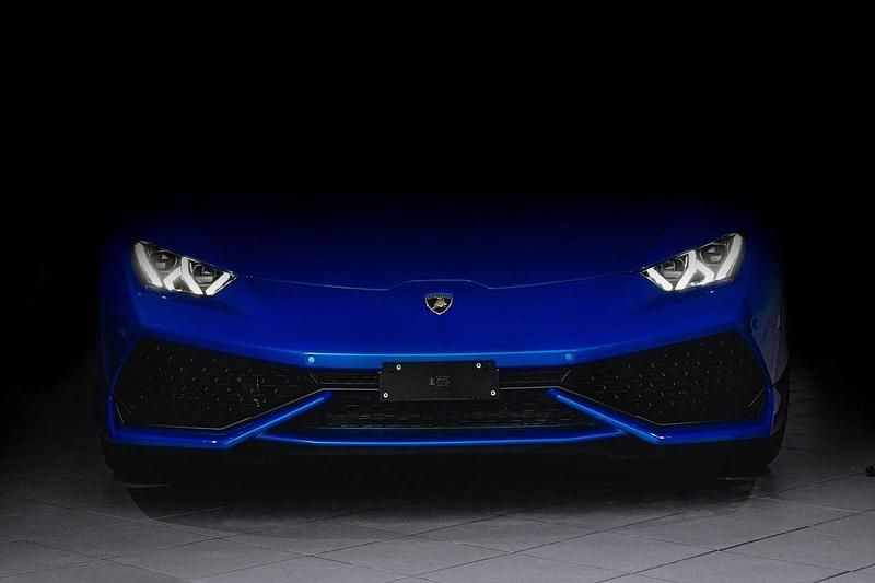 Usata Lamborghini Huracán 610 CV (448 kW) 2017 Blu