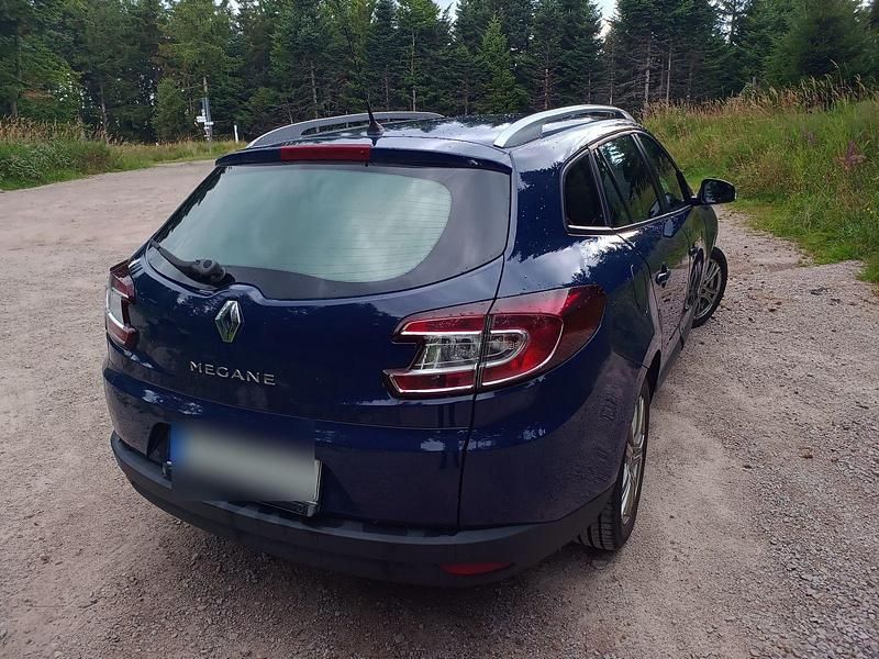 Gebraucht Renault Mégane GrandTour Dynamique 110 PS (80 kW) 2009 Blau Kombi