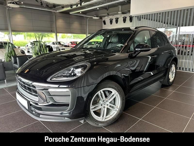 Schwarz Gebraucht 2022 Porsche Macan SUV | 59.900 € (Guter Preis) - Bild 1/4