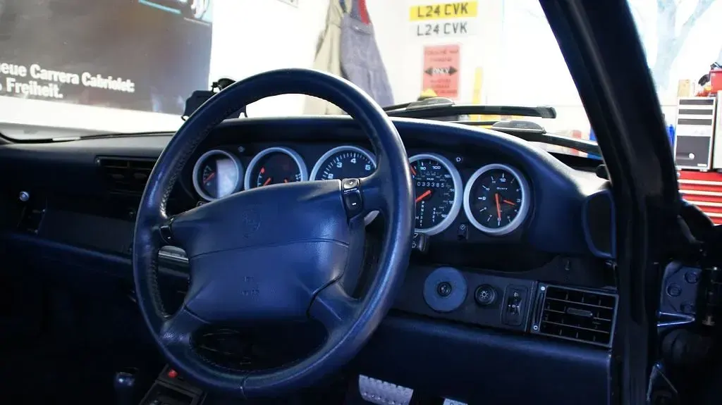 Gebraucht Porsche 993 286 PS (210 kW) 1996 Blau Cabrio