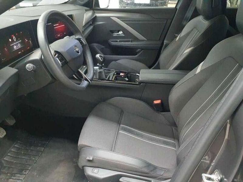 Gebraucht Opel Astra 131 PS (96 kW) 2024 Grau Kombi
