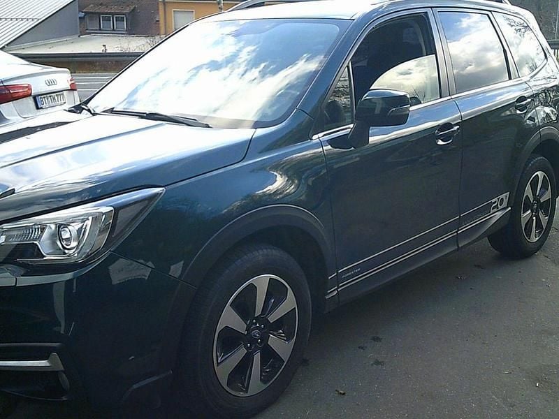 Gebraucht Subaru Forester 150 PS (110 kW) 2018 Grün SUV