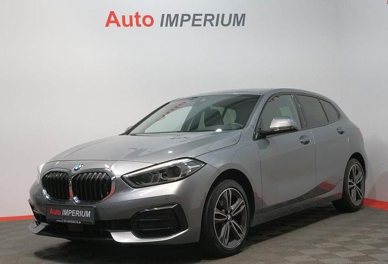 Skyscraper grau metallic Gebraucht 2022 BMW 118 Sport Line Kleinwagen | 25.590 € (Etwas zu teuer) - Bild 1/4