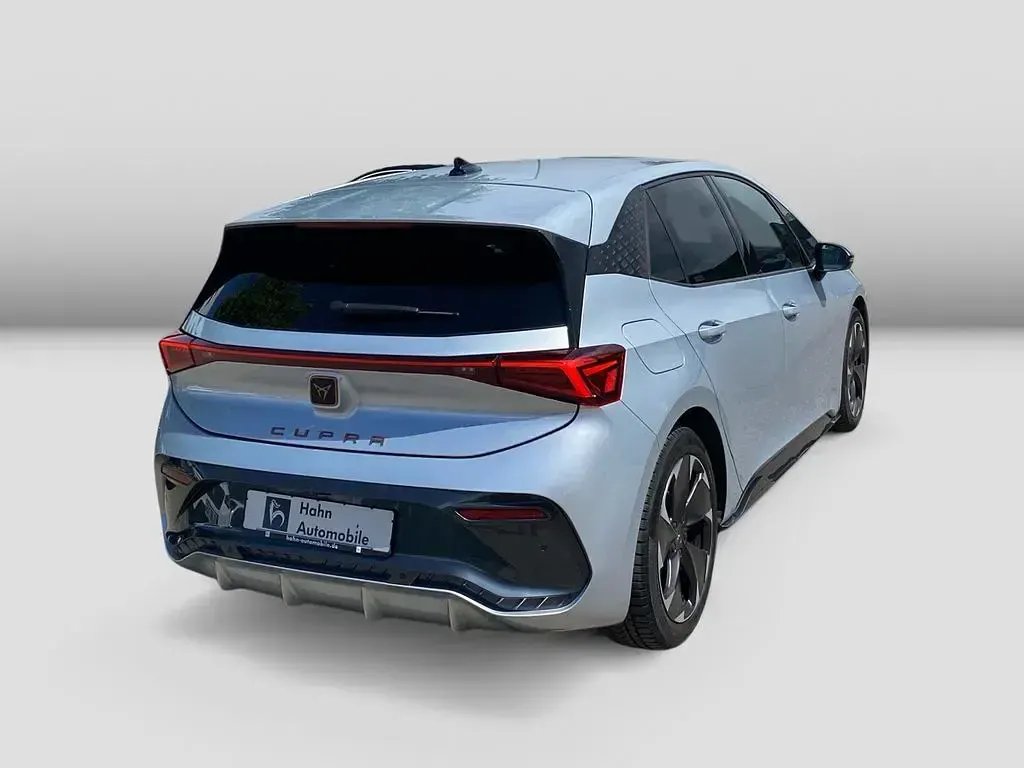 Gebraucht Cupra Born 169 kW (231 PS) 2025 Geysirsilber Kleinwagen