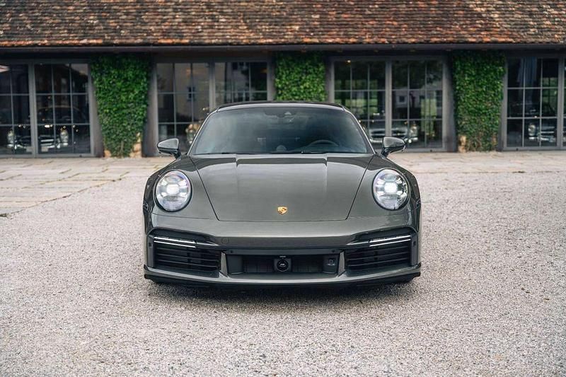 Neu Porsche 992 650 PS (478 kW) 2026 Grün