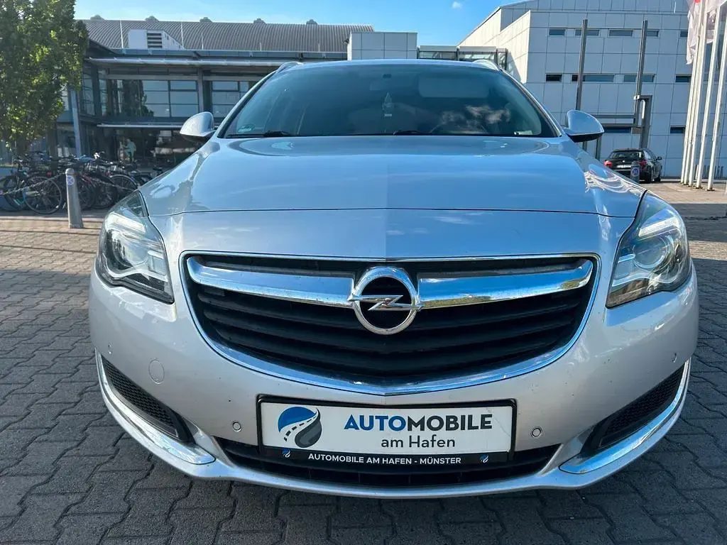 Gebraucht Opel Insignia Edition 120 PS (88 kW) 2015 Silber Kombi