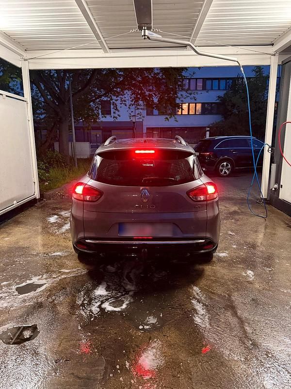 Gebraucht Renault Clio GrandTour 90 PS (66 kW) 2014 Kombi