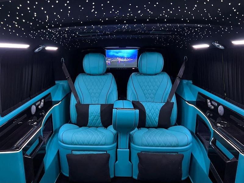Neu Mercedes V300 Exclusive 239 PS (175 kW) 2026 Schwarz Van / Kleinbus