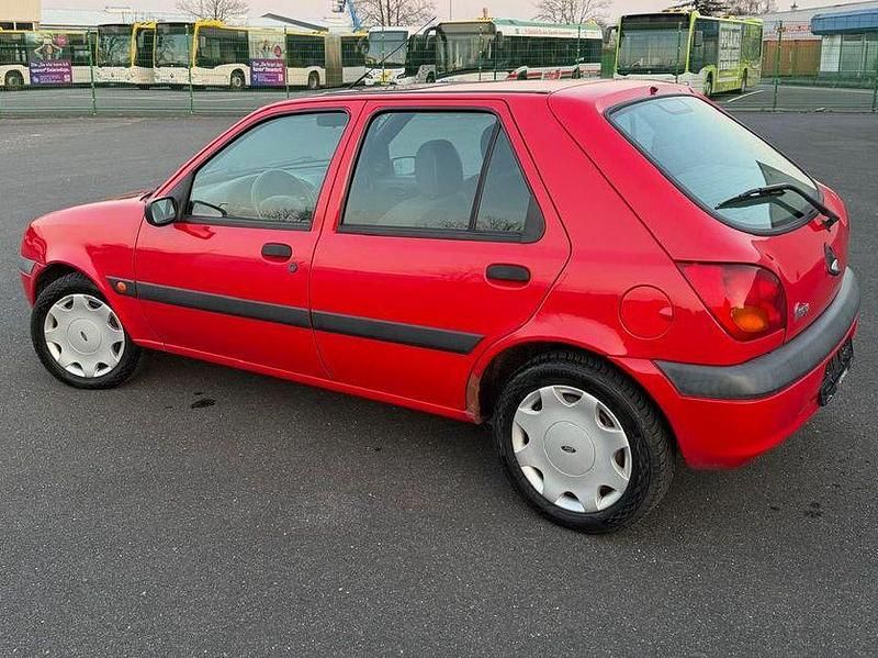 Gebraucht Ford Fiesta 2001 Rot Kleinwagen