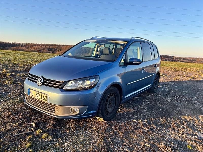 Gebraucht VW Touran Highline 105 PS (77 kW) 2011 Blau Van / Kleinbus