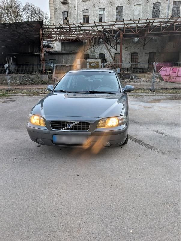 Gebraucht Volvo S60 163 PS (119 kW) 2002 Grau Limousine