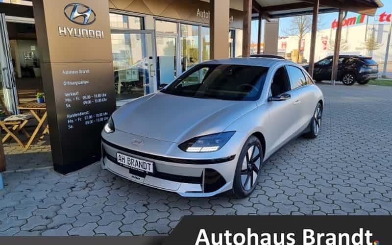 Gold Gebraucht 2023 Hyundai Ioniq 6 Techniq Limousine | 42.990 € (Teuer) - Bild 1/4