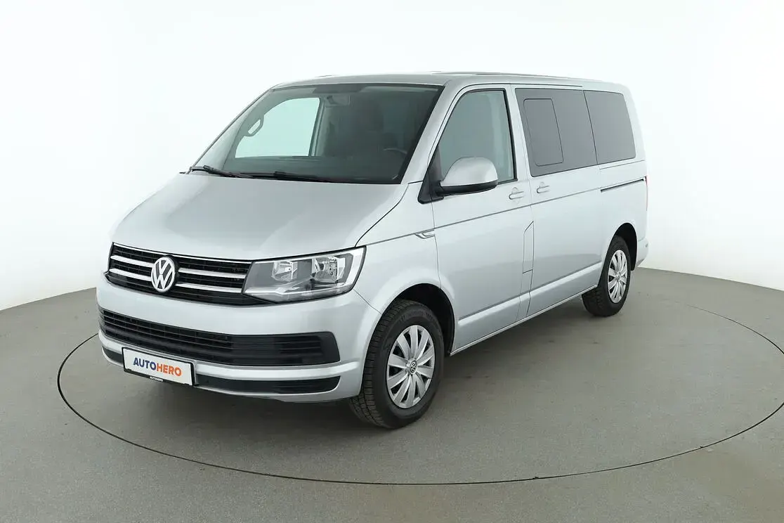 Gebraucht VW Caravelle Comfortline 150 PS (110 kW) 2019 Van