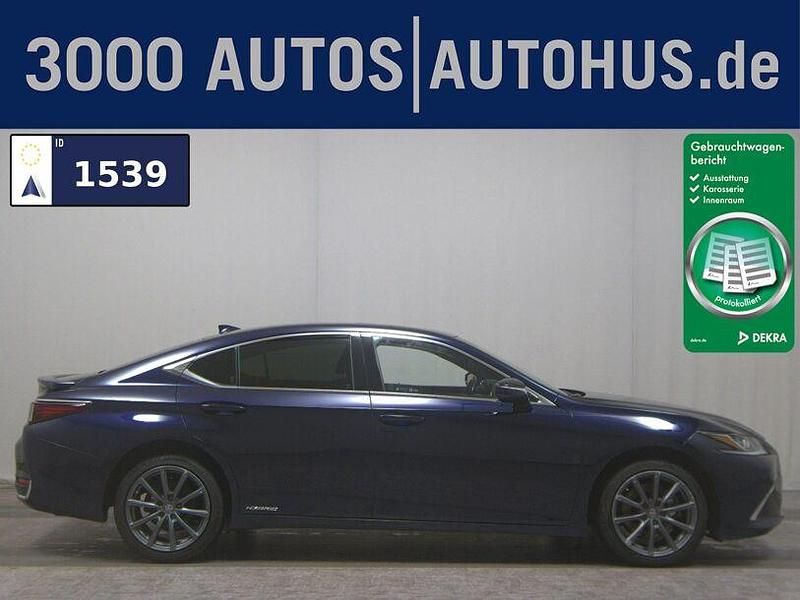 Gebraucht Lexus ES300 218 PS (160 kW) 2021 Blau Limousine