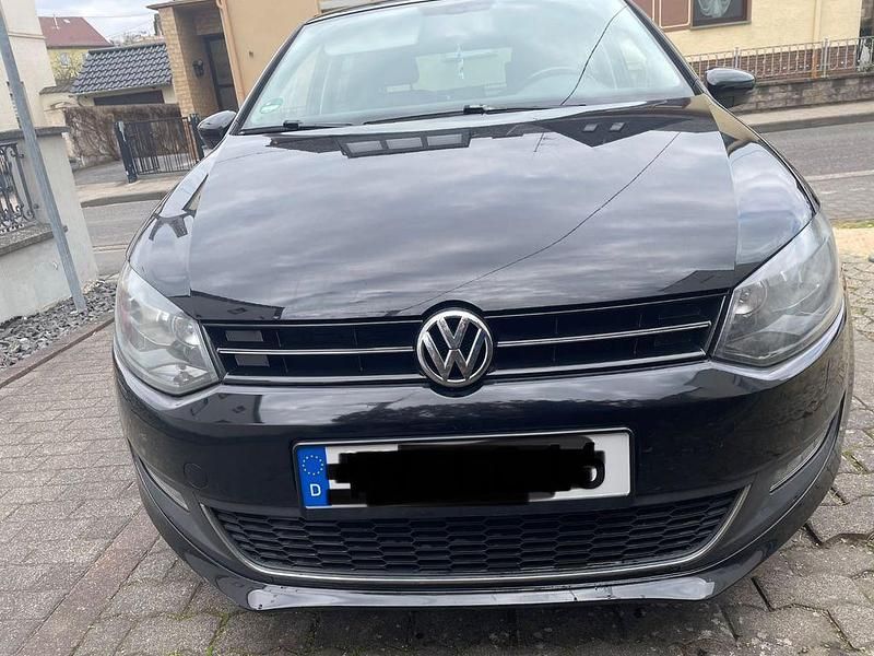 Gebraucht VW Polo Life 60 PS (44 kW) 2014 Schwarz Limousine