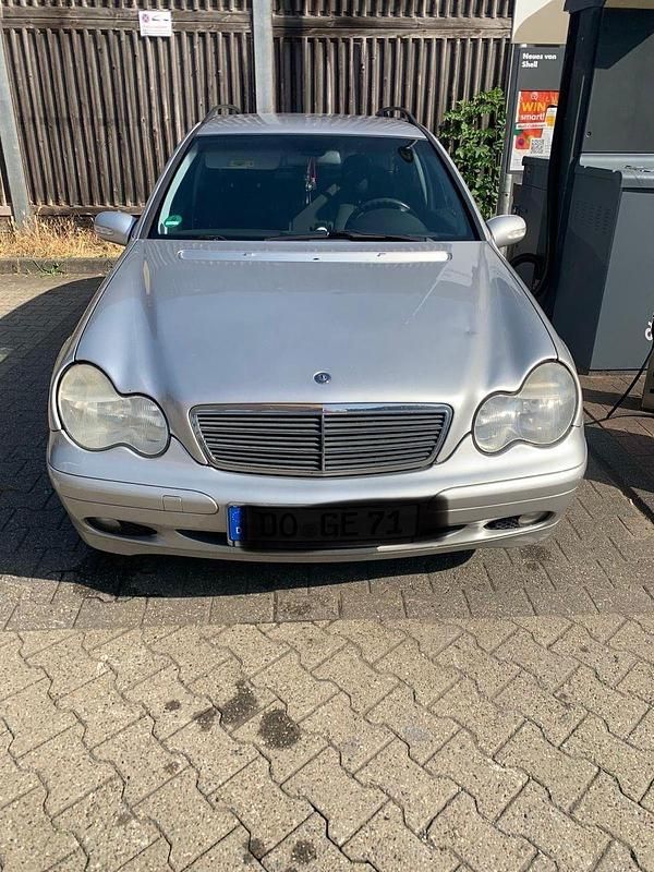 Silber Gebraucht 2003 Mercedes C200 Classic Kombi | 950 € (Superpreis) - Bild 1/4