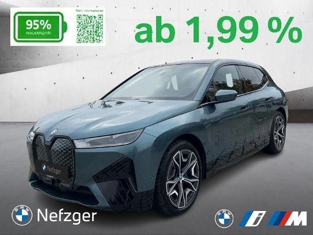 Blau Gebraucht 2023 BMW iX Sport Line SUV | 64.900 € (Fairer Preis) - Bild 1/4