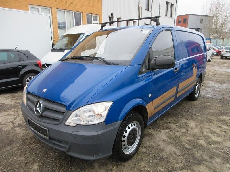 Blau Gebraucht 2012 Mercedes Vito Van | 6.500 € (Superpreis) - Bild 1/4